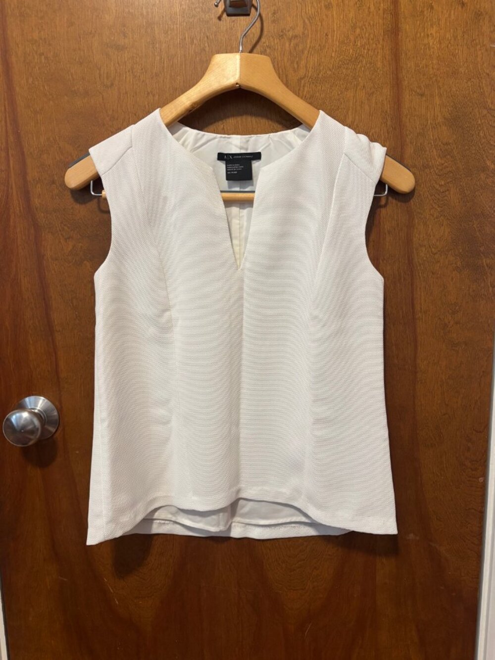 Armani Exchange White Sleeveless Top Notch Neck XS